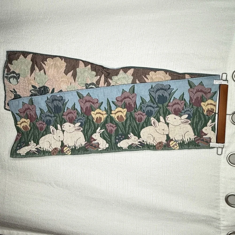 Vintage Spring Easter Bunny Floral Woven Holiday Table Runner Tapestry‎ 72